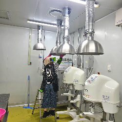 배관·배수 청소 작업중입니다.